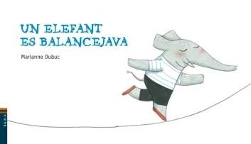 Un elefant es balancejava