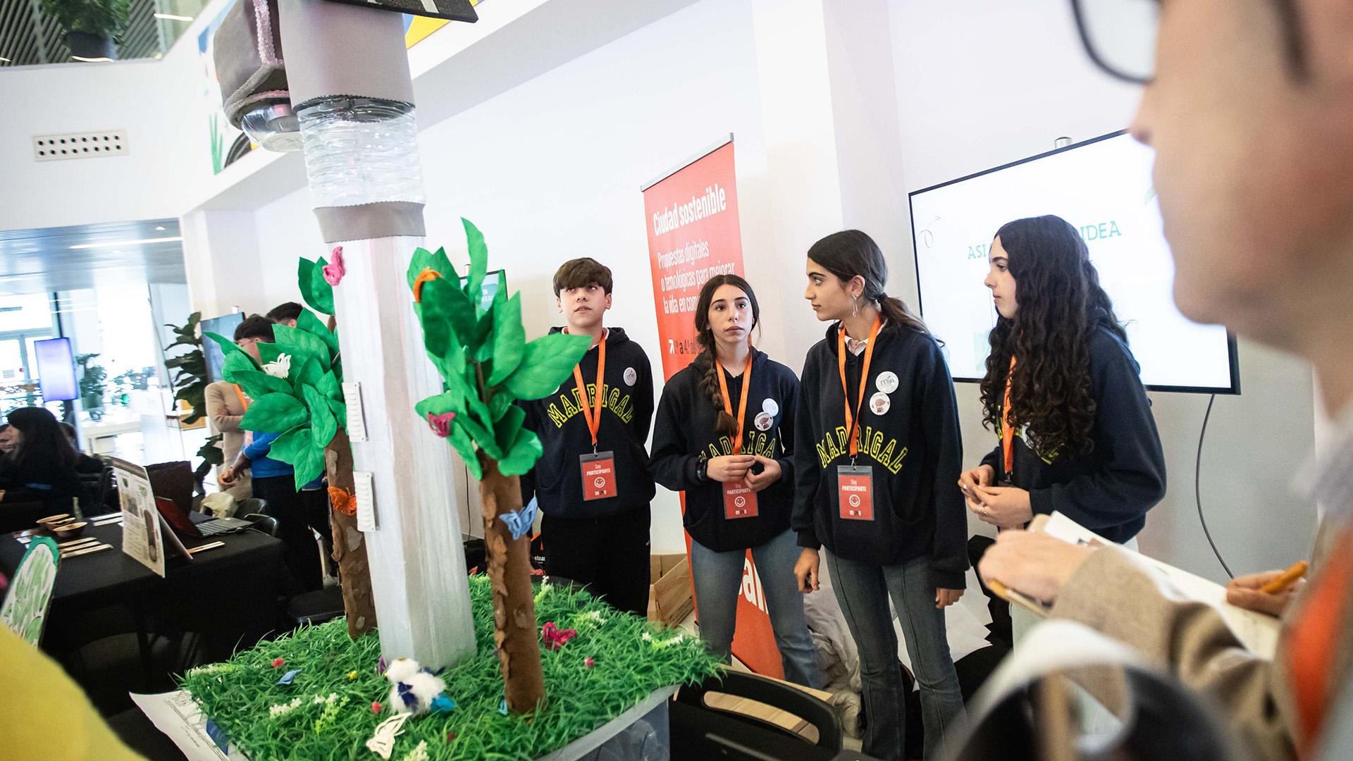 Farola cerebritos MenteSTEAM